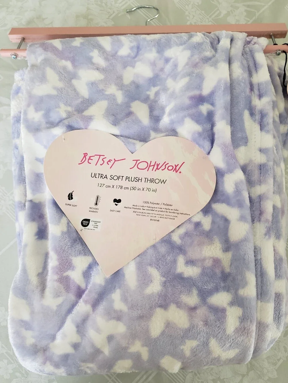 Betsey Johnson Purple & White Butterfly Pattern 50 X 70 Throw Blanket NWT